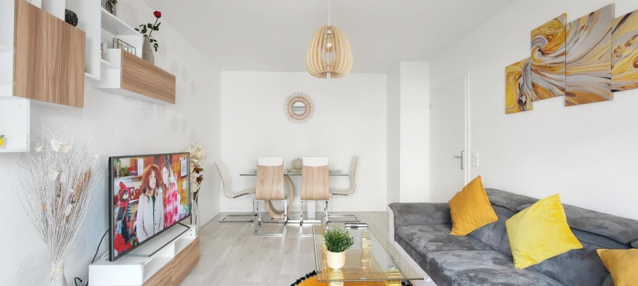 Chic Apart With Parking Near Paris Leilighet Épinay-sur-Seine Eksteriør bilde